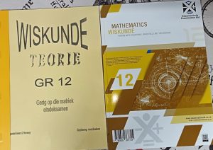 Graad 12(Afr) - Wiskunde Eksamenhulp en Teorieboek Pakket